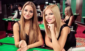 Hoàn trả Baccarat và Slot Games alo789 casino